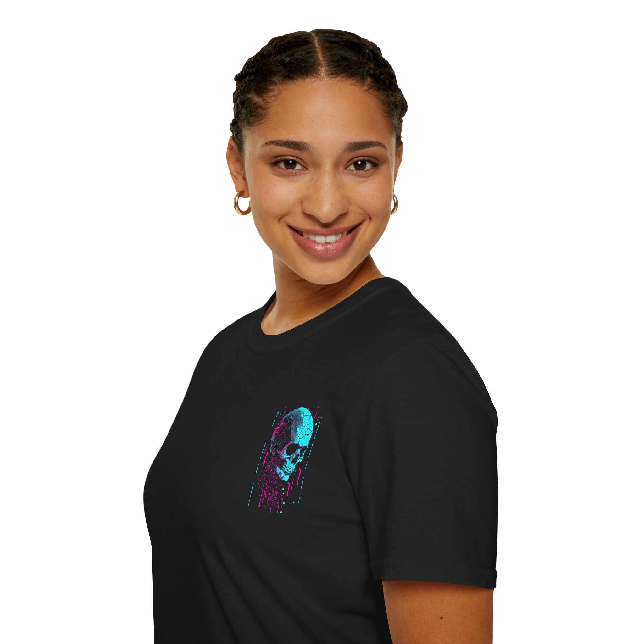 Skull Glitch T-Shirt — Neon Cyberpunk Pocket Graphic