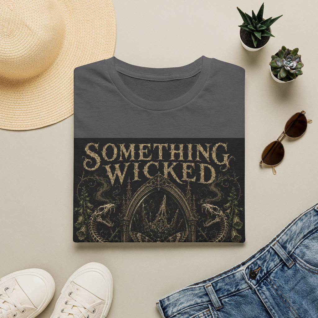 T-Shirt — "Something Wicked Remains" Gothic Skull Vintage Graphic
